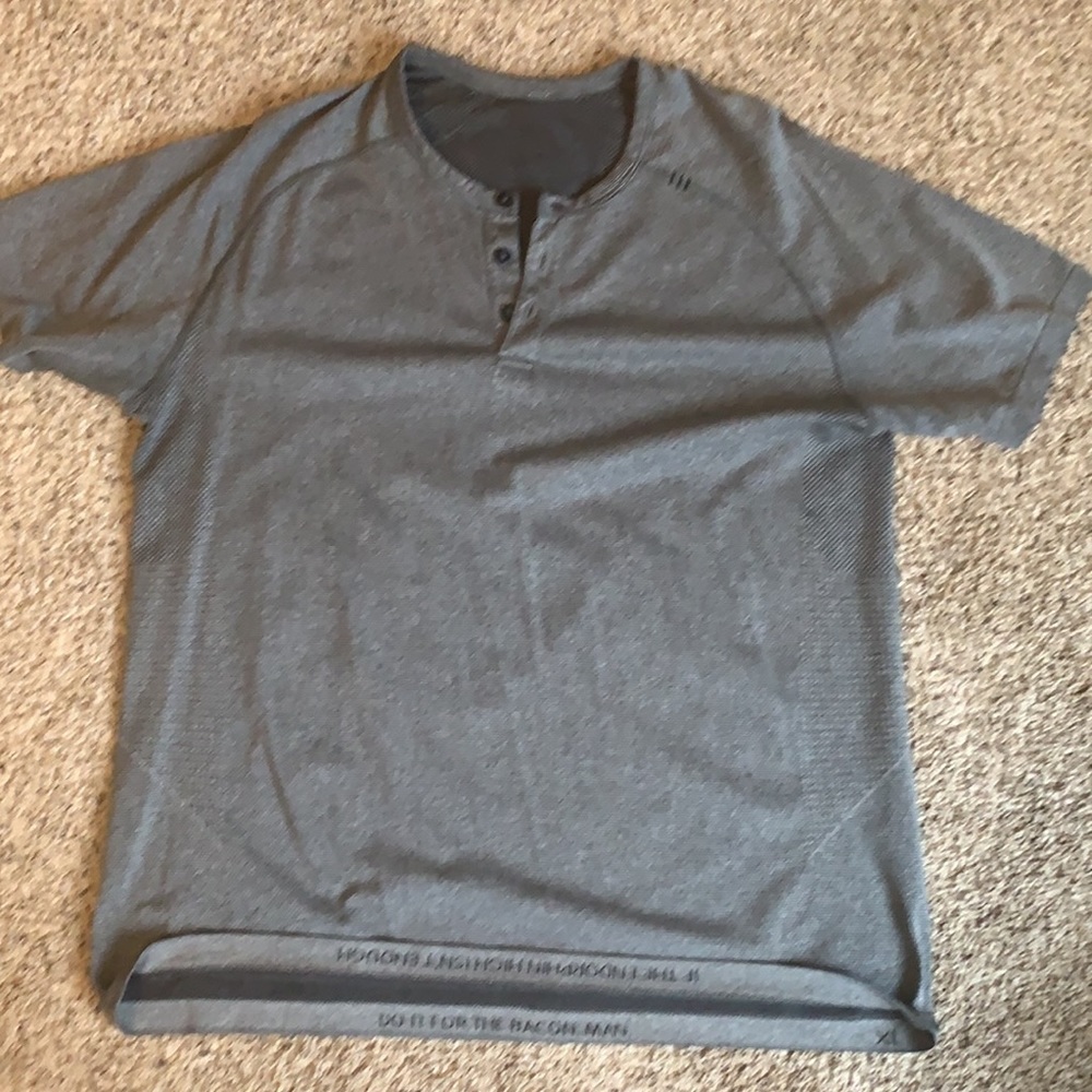Lululemon Metal Vent Henley T-Shirt